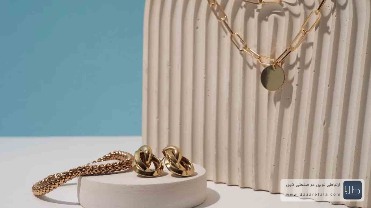 لباس عروس و ست طلا